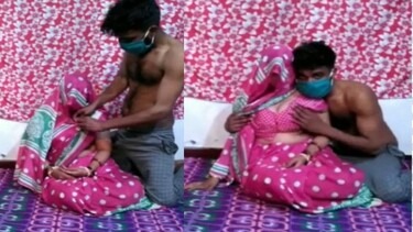 नौकर ने गांव वाली सेक्सी भाभी को पेल दिया